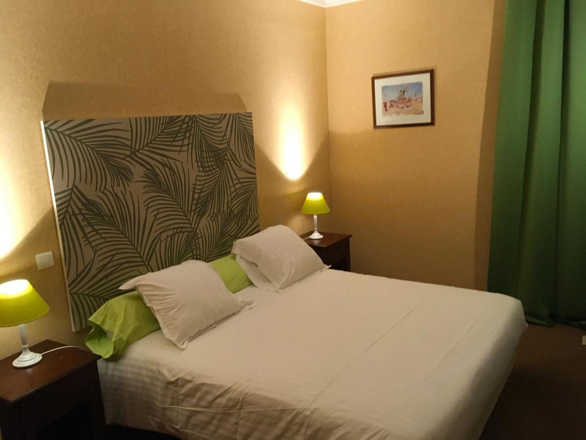 Hotel Dorele Montargis Zewnętrze zdjęcie