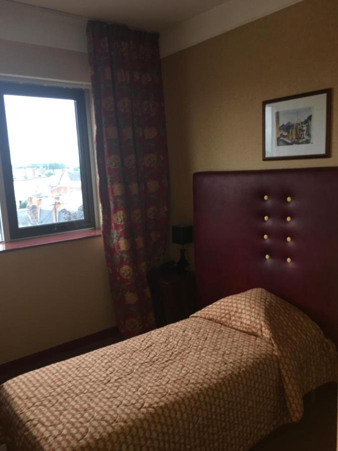 Hotel Dorele Montargis Zewnętrze zdjęcie