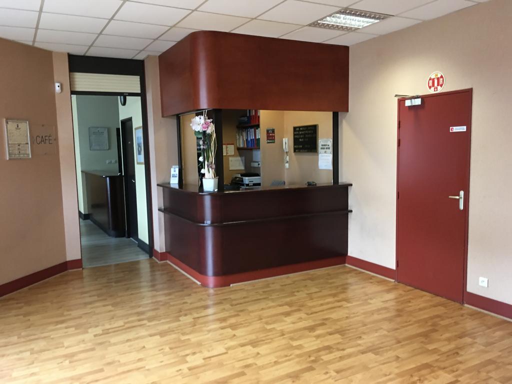 Hotel Dorele Montargis Zewnętrze zdjęcie