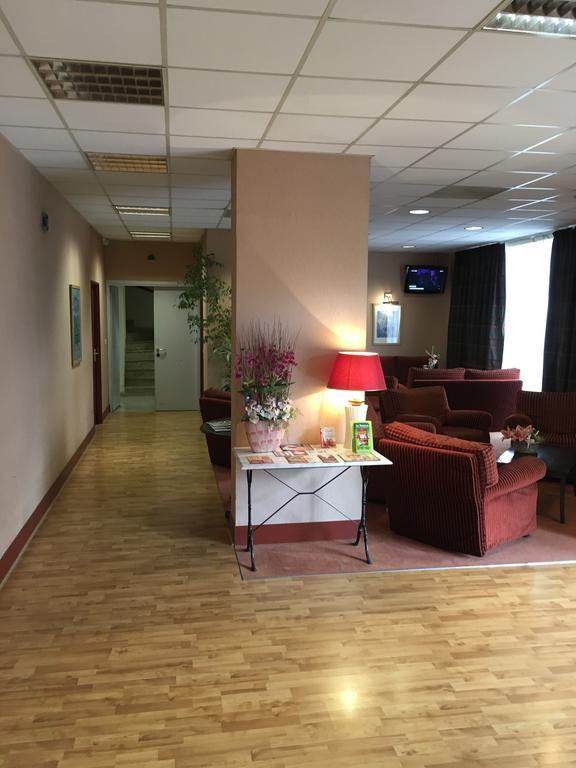 Hotel Dorele Montargis Zewnętrze zdjęcie