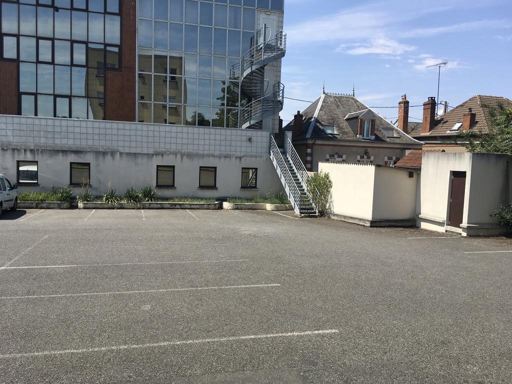 Hotel Dorele Montargis Zewnętrze zdjęcie